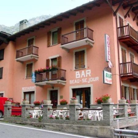 Hotel Beau Sejour Арвье Экстерьер фото